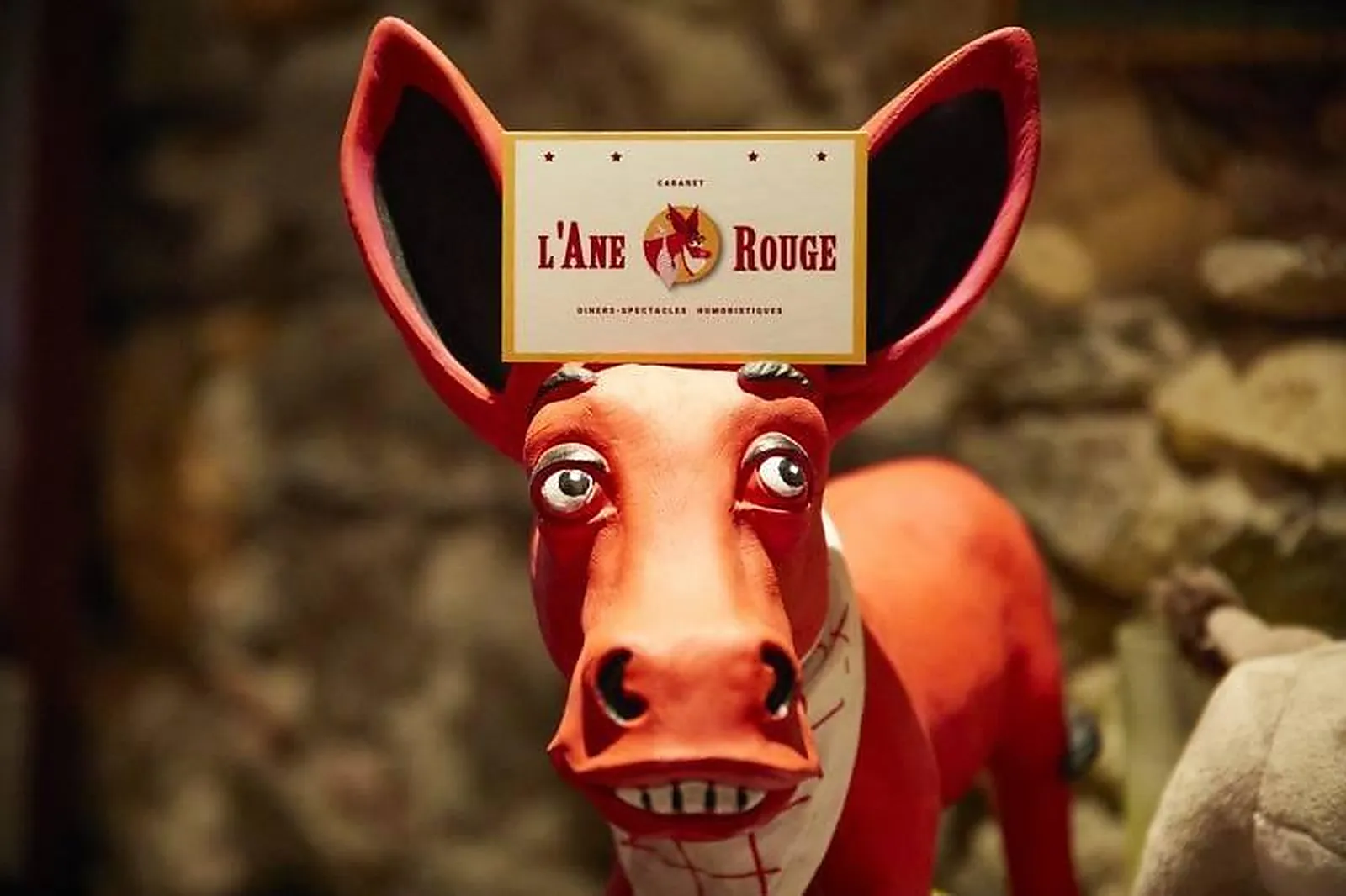 Lieux événementiels, L'ÂNE ROUGE