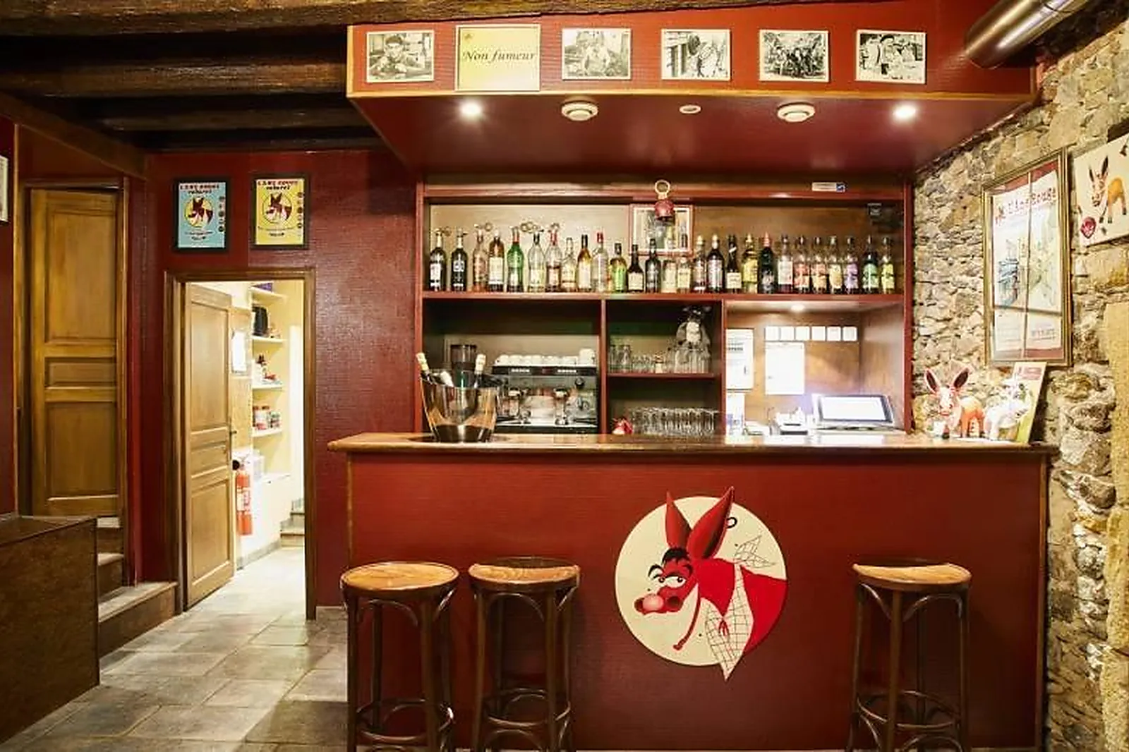 Lieux événementiels, L'ÂNE ROUGE