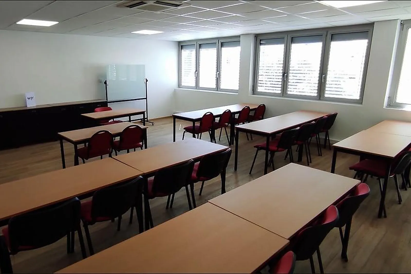 Lieux événementiels, LL&RSQUO;ANNEXE