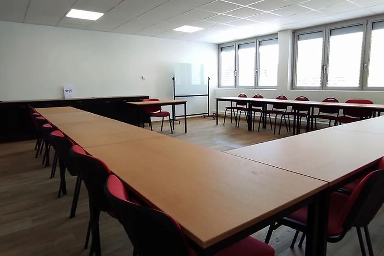 Lieux événementiels, LL&RSQUO;ANNEXE