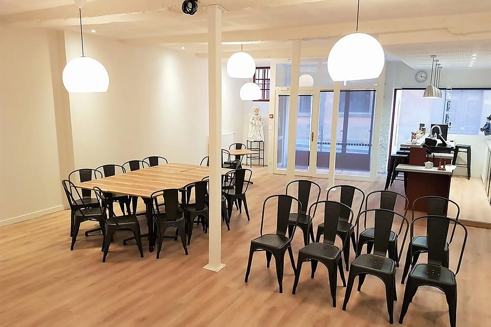 Lieux événementiels, L'ANNEXE DES AUTOMATES