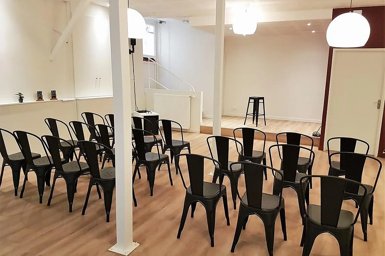 Lieux événementiels, L'ANNEXE DES AUTOMATES