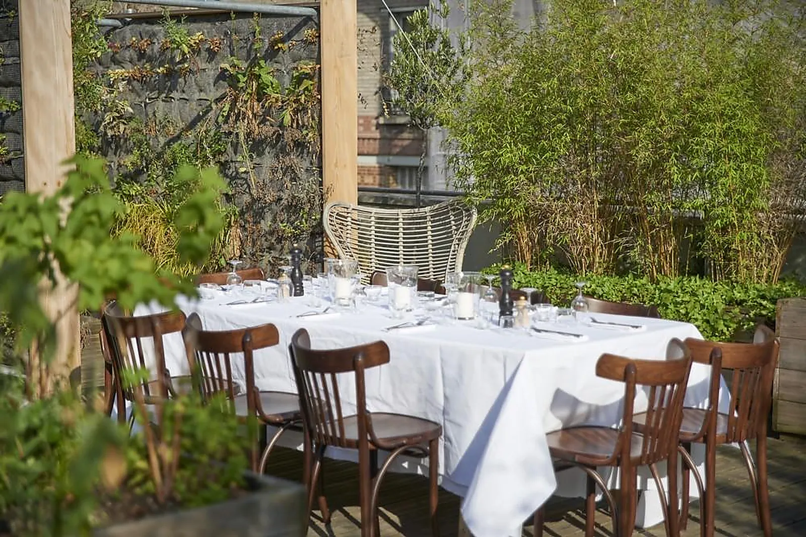 Lieux événementiels, LL&RSQUO;ANTENNE