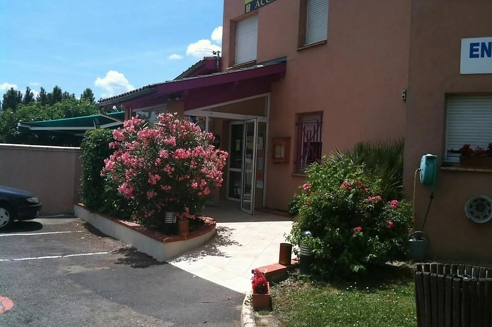 Lieux événementiels, L'ARTEL HÔTEL