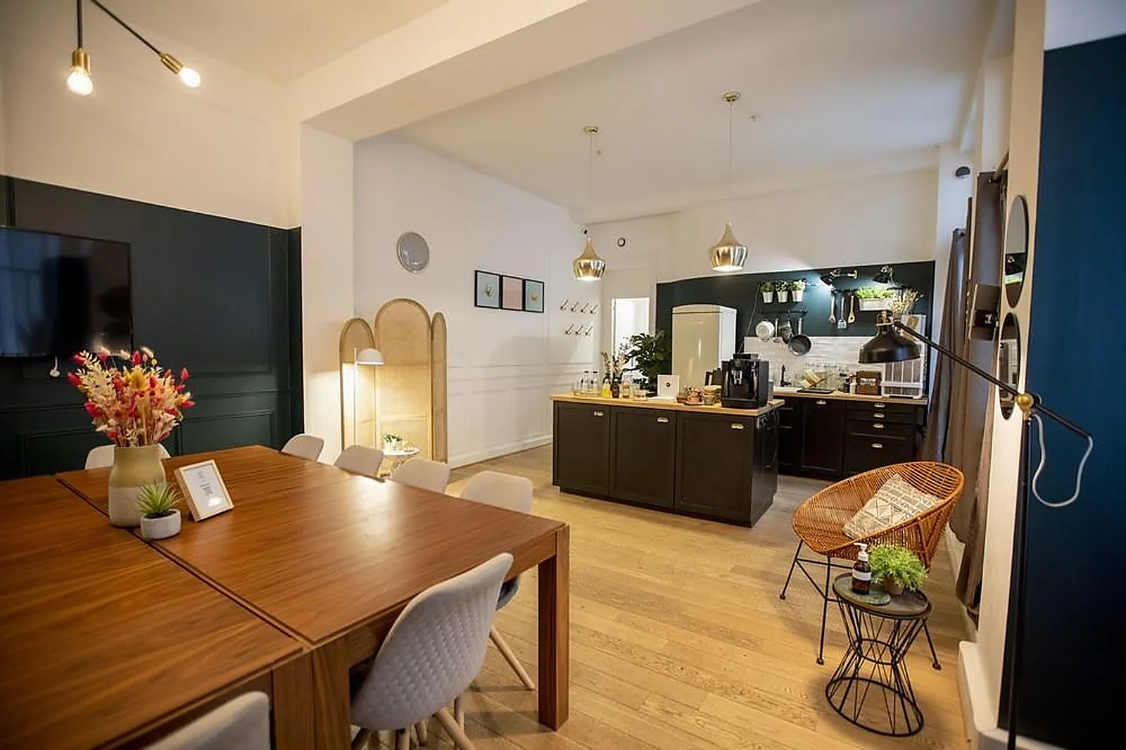 Lieux événementiels, LL&RSQUO;ATELIER REEVE