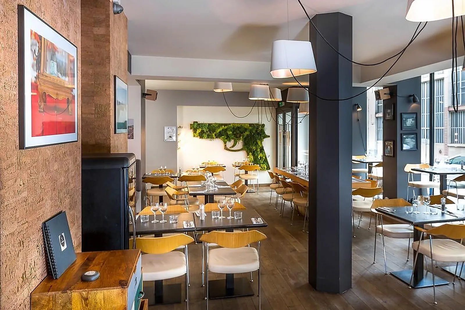 Lieux événementiels, LL&RSQUO;ATELIER DES ARTISTES