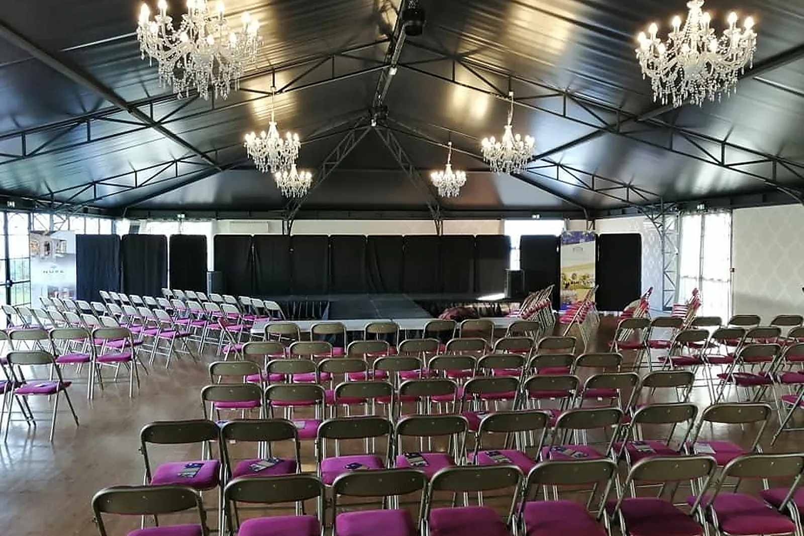 Lieux événementiels, LL&RSQUO;ATYPIQUE