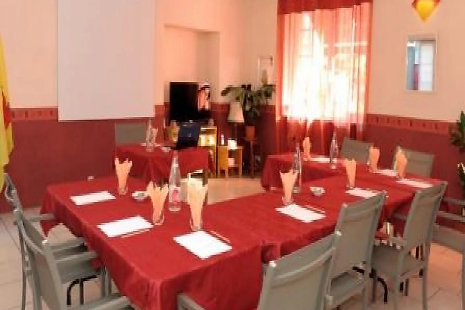 Lieux événementiels, LL&RSQUO;AUBERGE ALSACIENNE