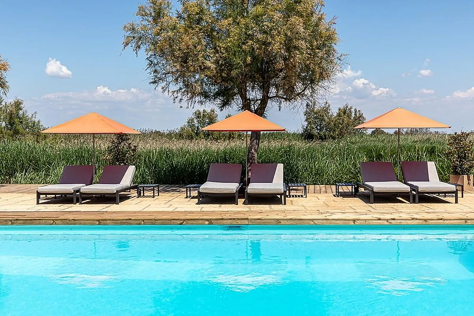 Lieux événementiels, LL&RSQUO;AUBERGE CAVALIÈRE DU PONT DES BANNES