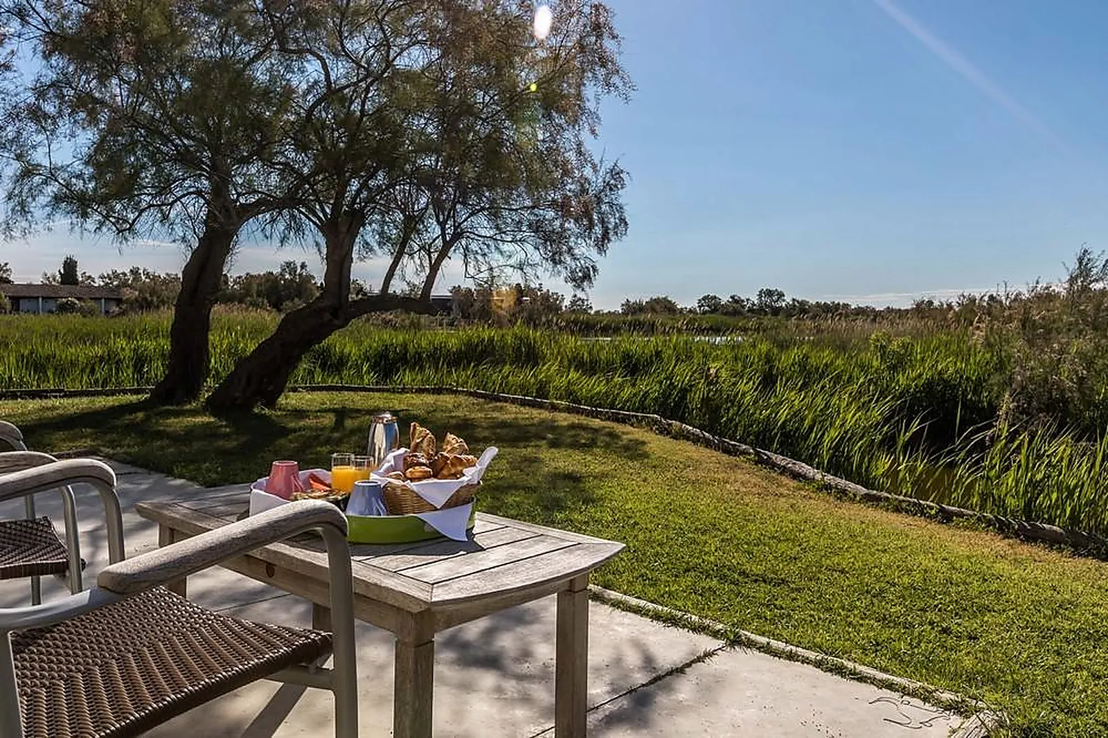 Lieux événementiels, LL&RSQUO;AUBERGE CAVALIÈRE DU PONT DES BANNES