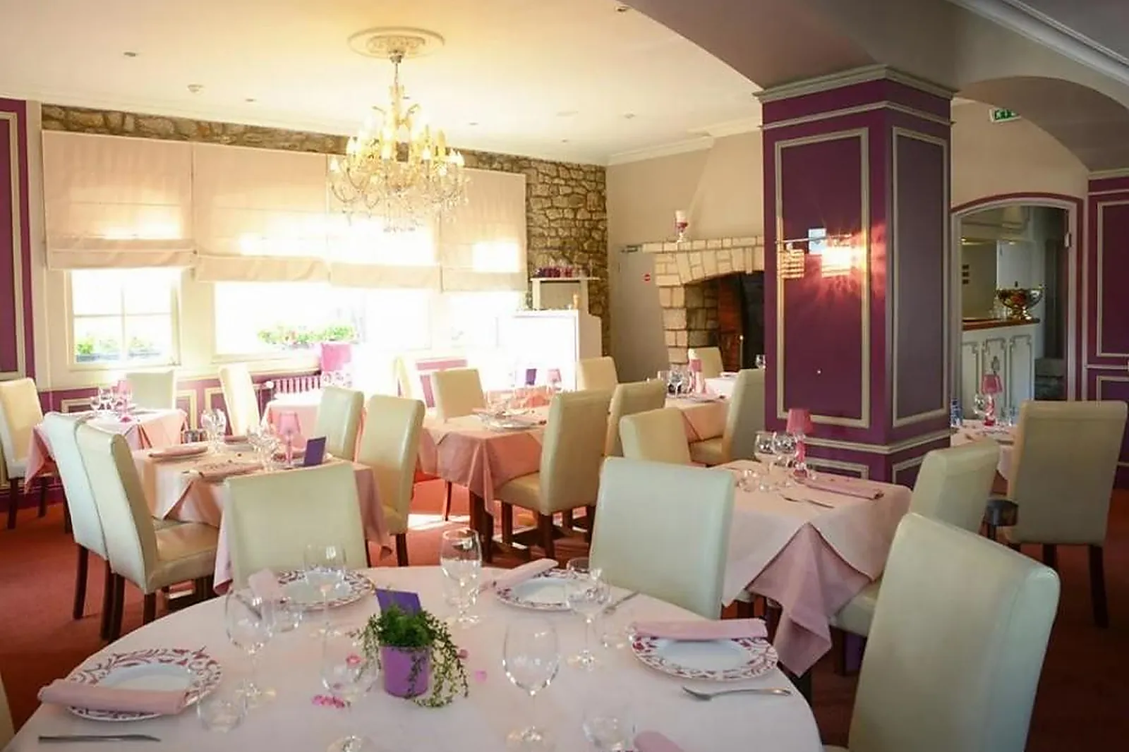 Lieux événementiels, LL&RSQUO;AUBERGE NORMANDE