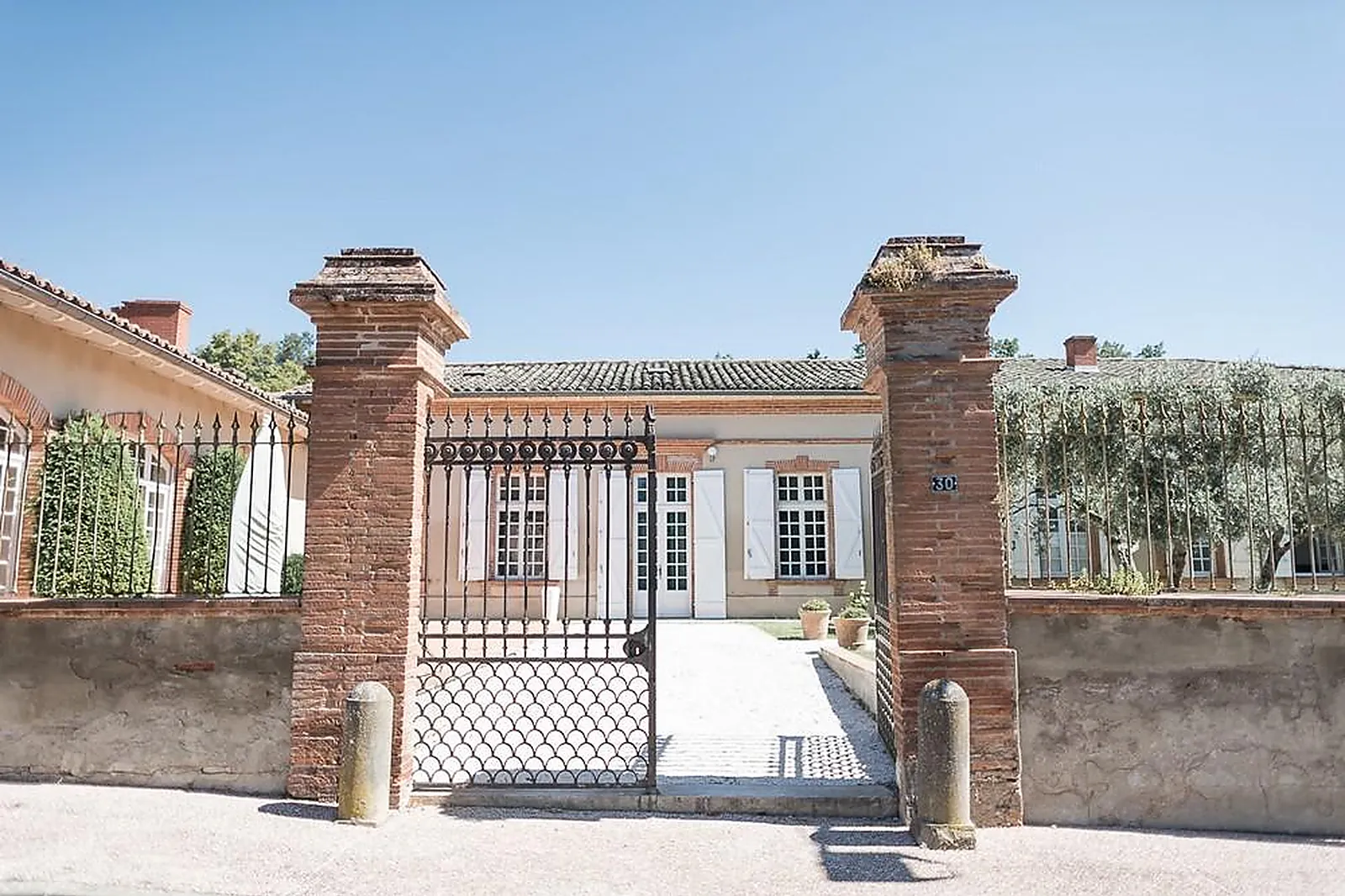 Lieux événementiels, LL&RSQUO;AUCENELLE