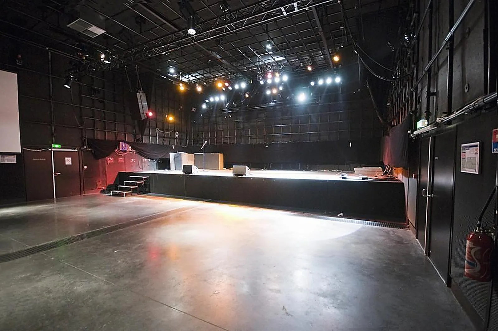 Lieux événementiels, LL&RSQUO;AUTRE CANAL