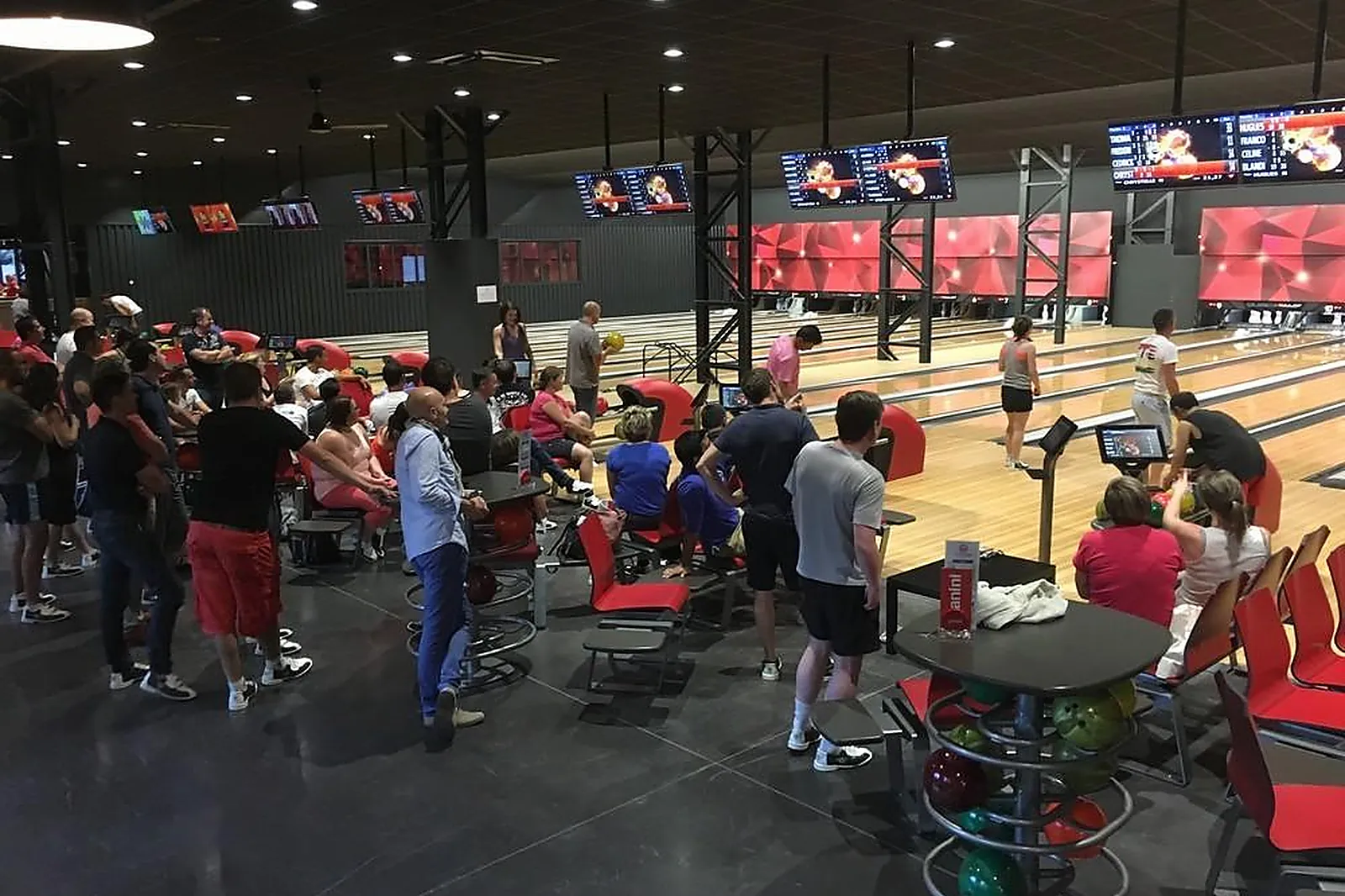 Lieux événementiels, LL&RSQUO;AUTRE USINE