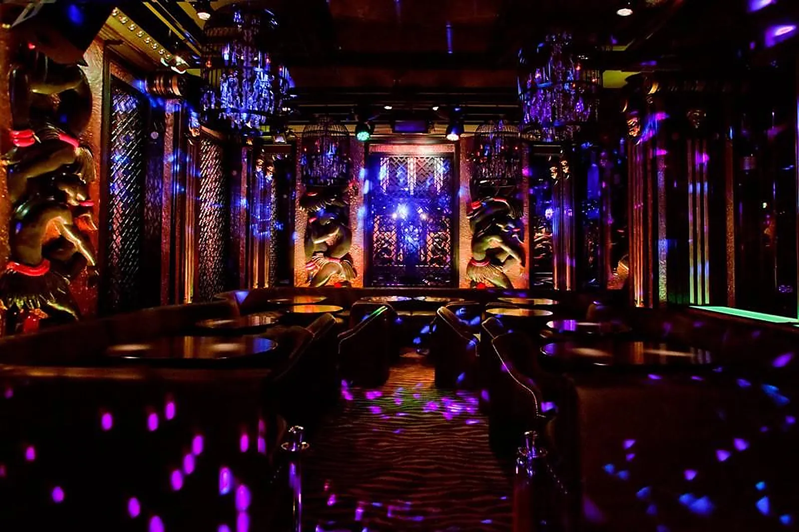 Lieux événementiels, LL&RSQUO;AVENTURE