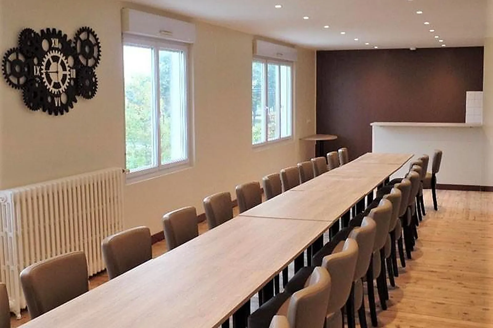 Lieux événementiels, LL&RSQUO;AVIATEUR