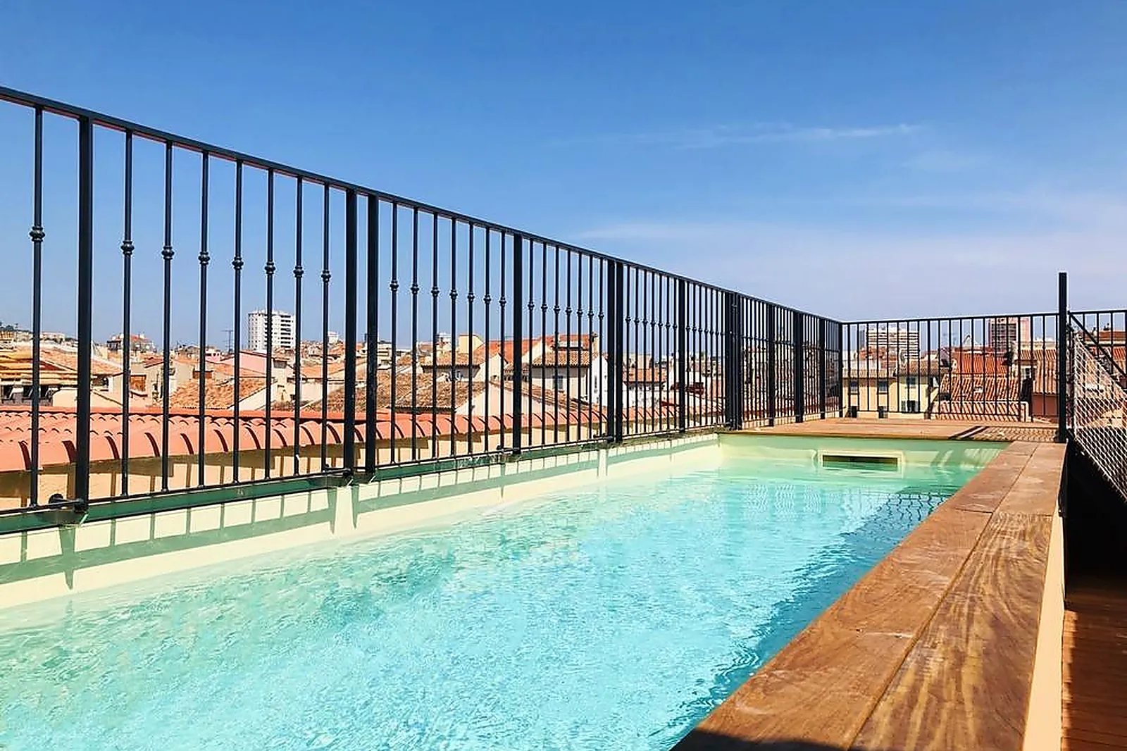 Lieux événementiels, LL&RSQUO;EAUTEL