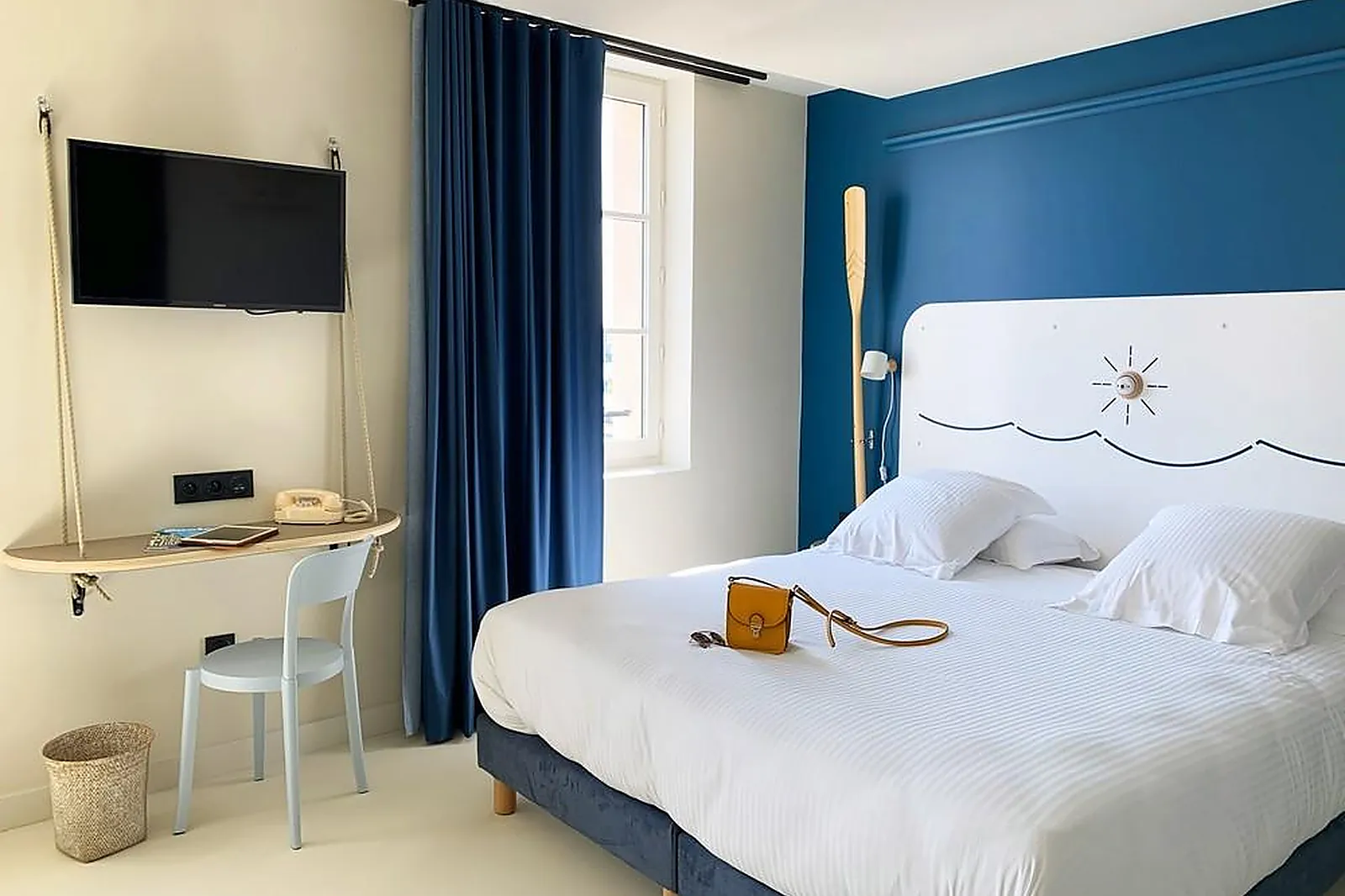 Lieux événementiels, LL&RSQUO;EAUTEL