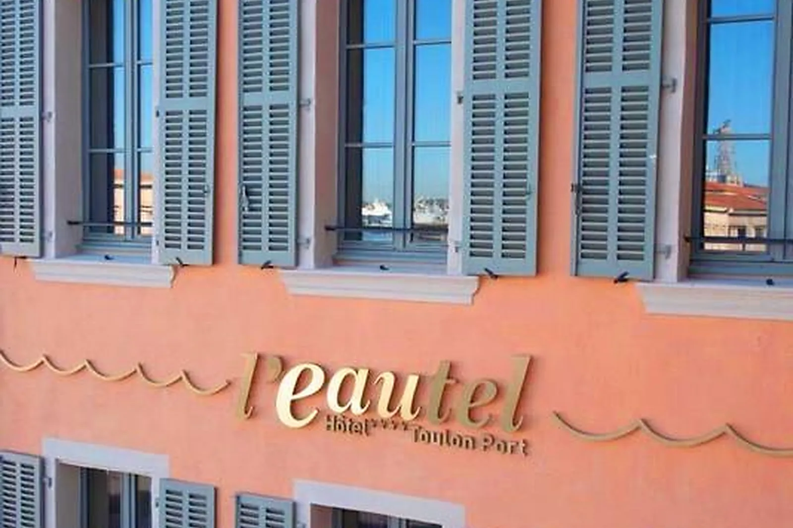 Lieux événementiels, LL&RSQUO;EAUTEL