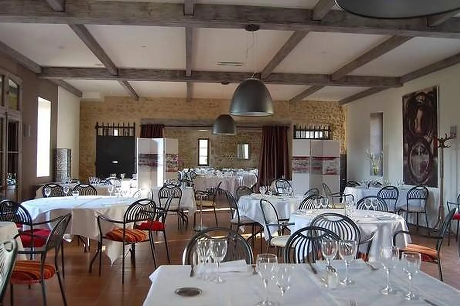 Lieux événementiels, LL&RSQUO;ECHAPPÉE BELLE BEAUVAILLON