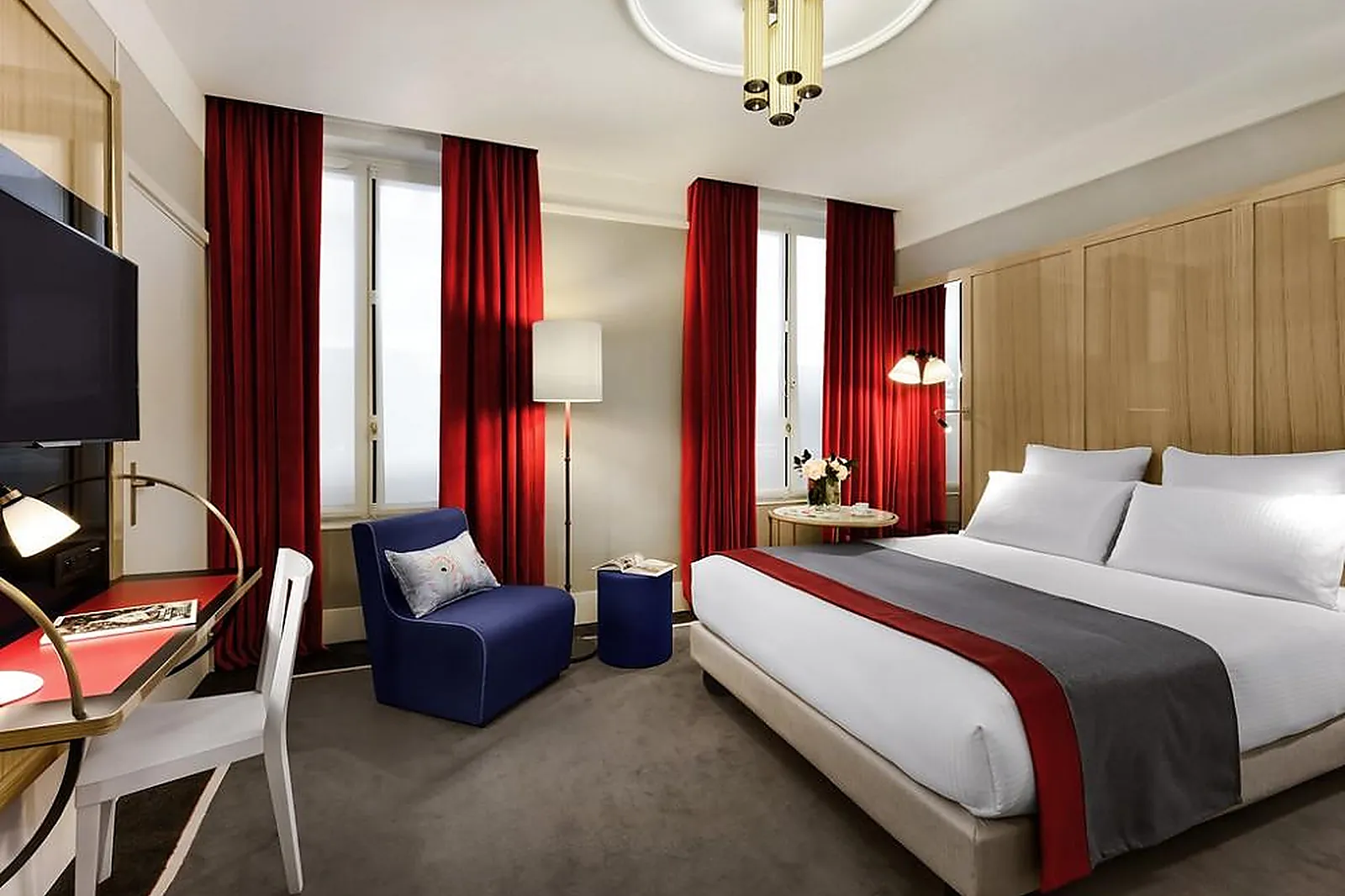 Lieux événementiels, LL&RSQUO;ECHIQUIER OPERA PARIS MGALLERY