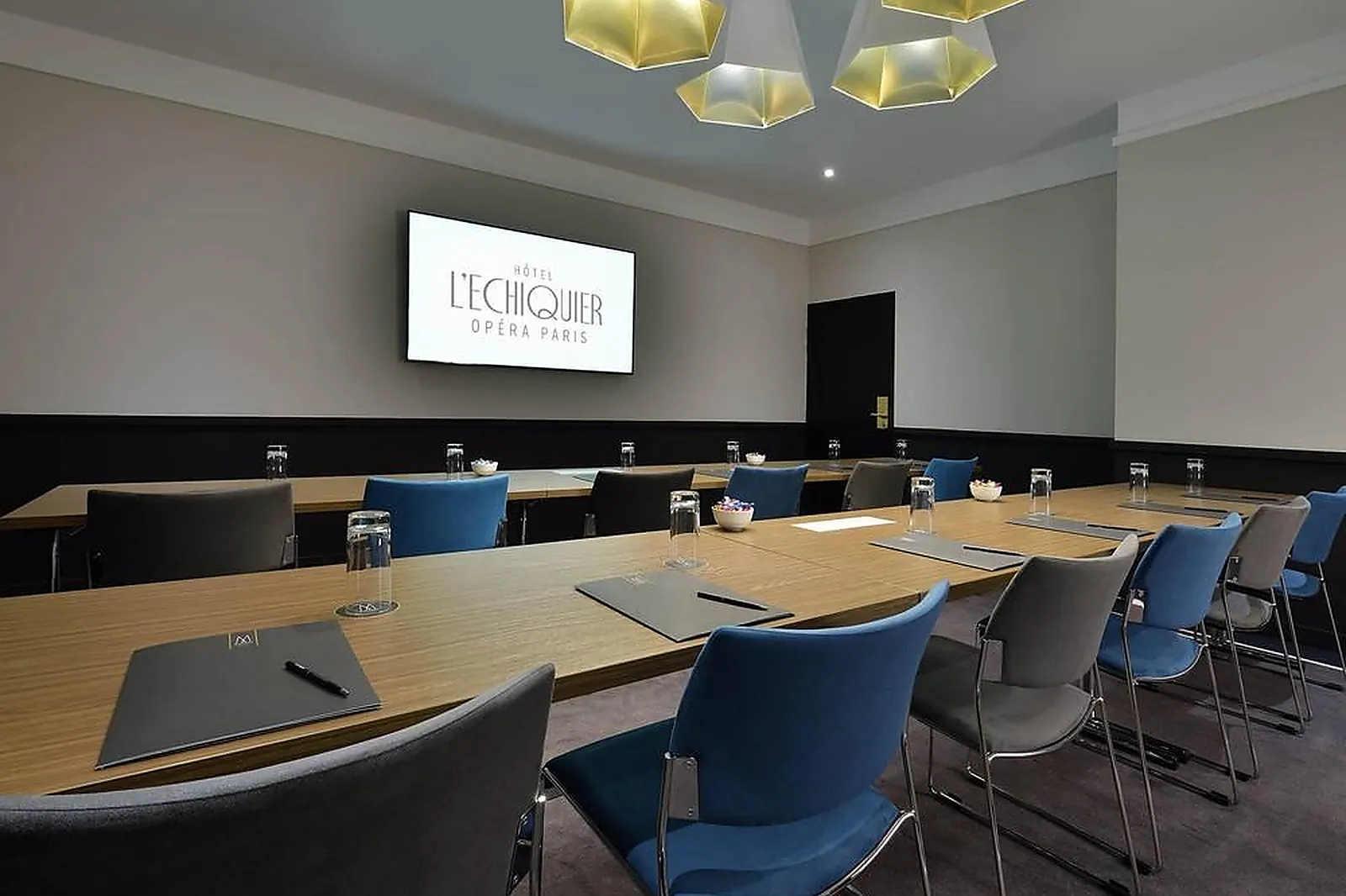 Lieux événementiels, LL&RSQUO;ECHIQUIER OPERA PARIS MGALLERY