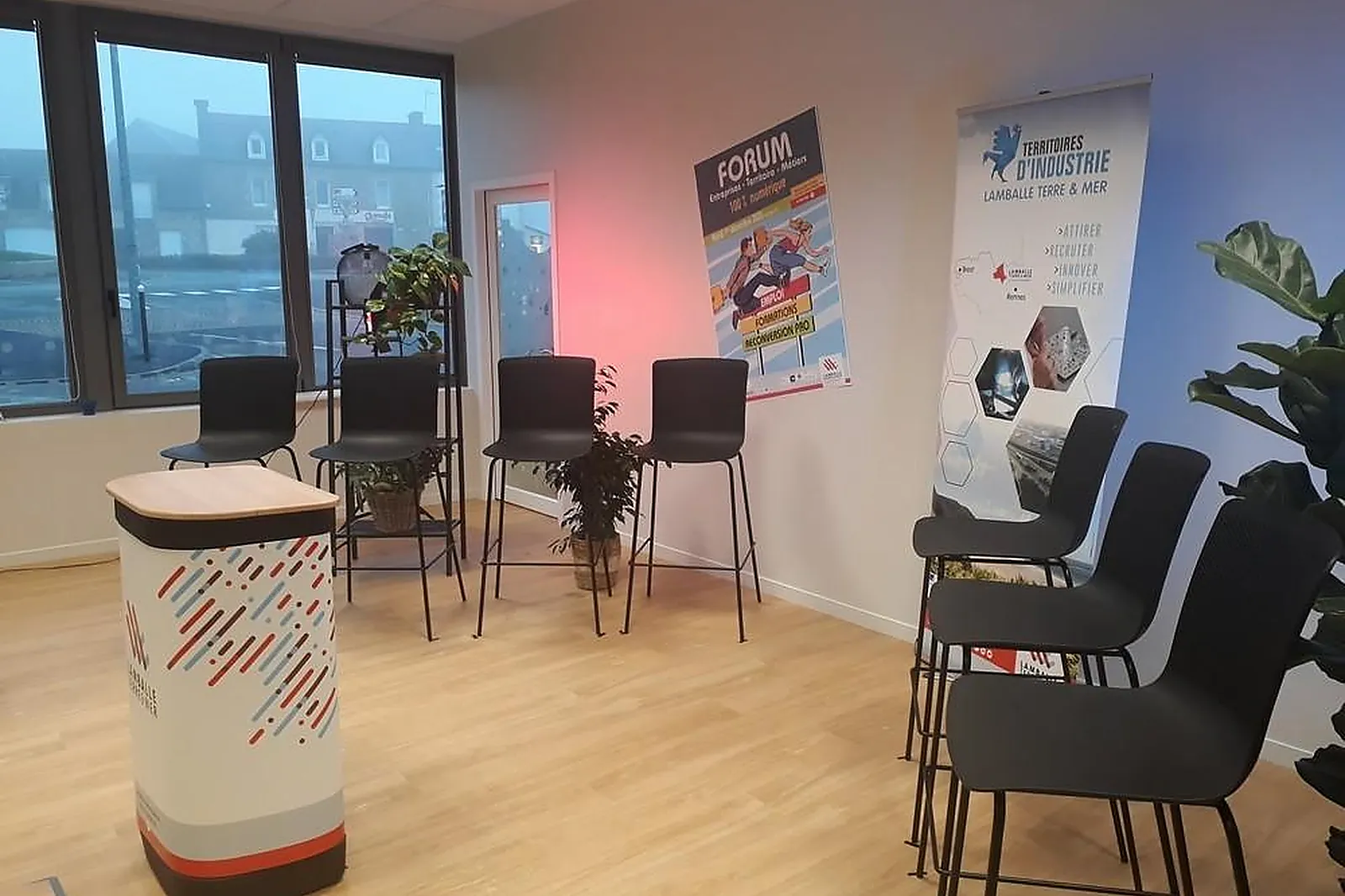 Lieux événementiels, LL&RSQUO;ECHOL&RSQUO;SYTÈME