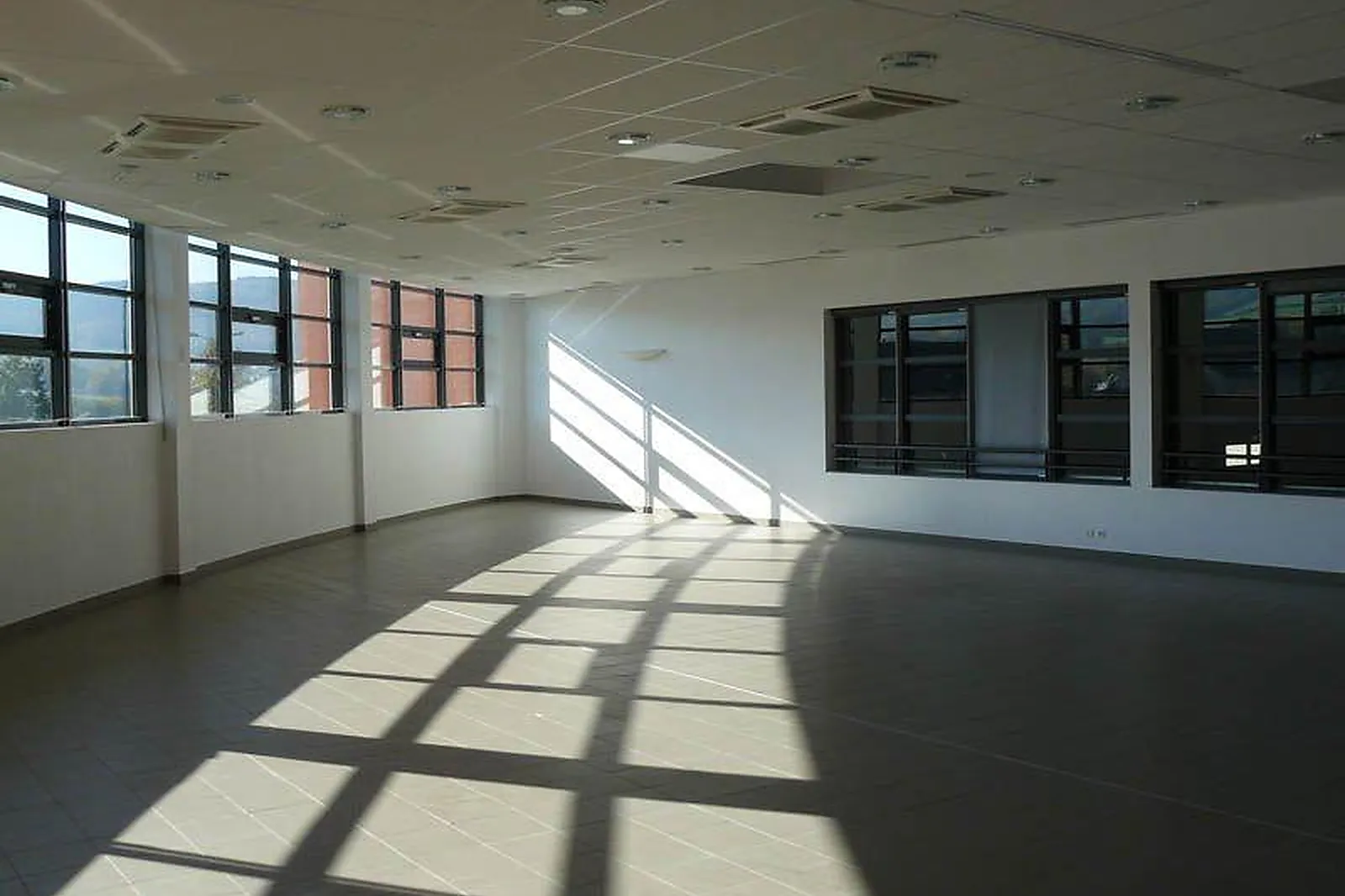 Lieux événementiels, LL&RSQUO;EDUEN