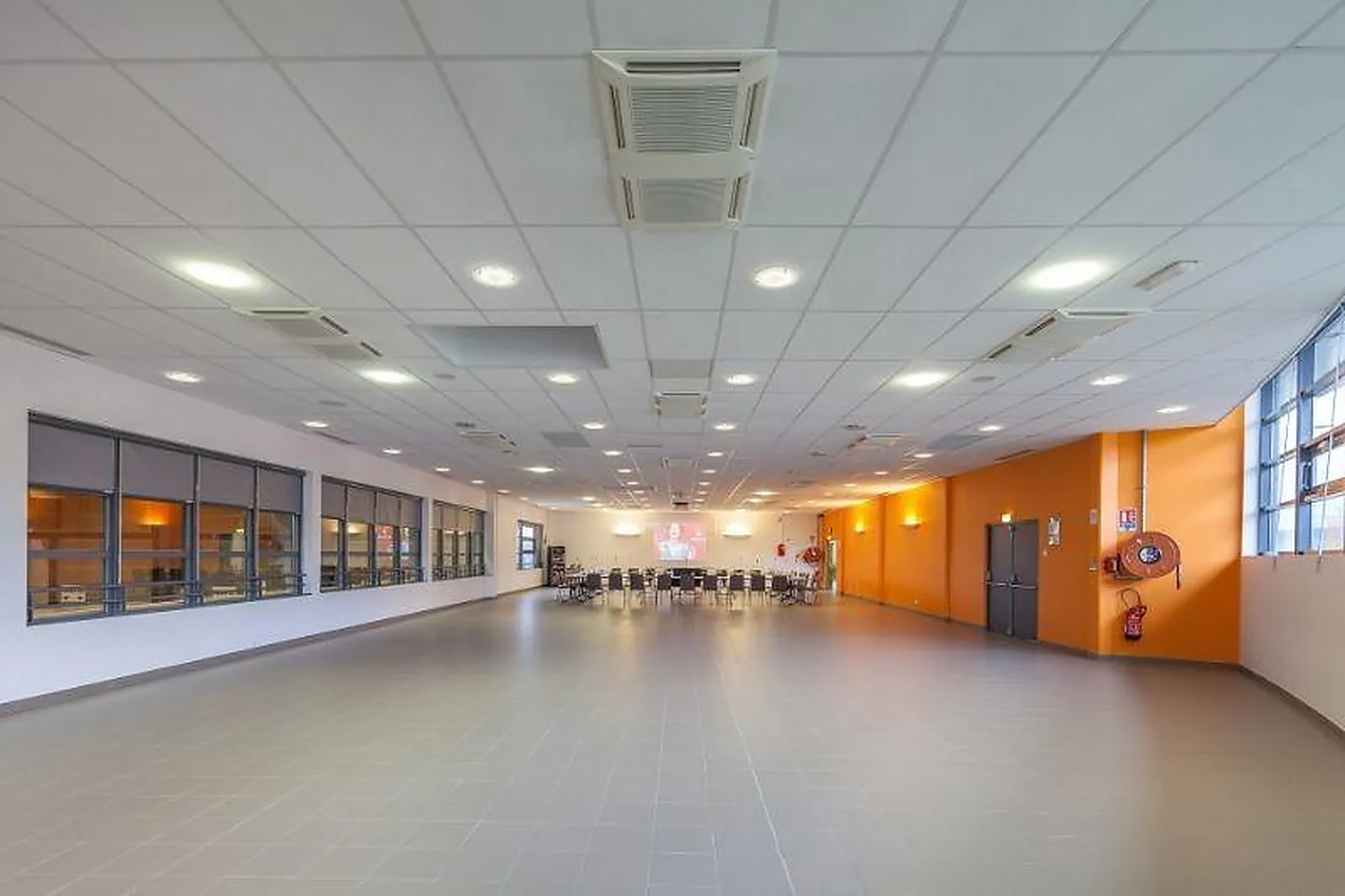 Lieux événementiels, LL&RSQUO;EDUEN