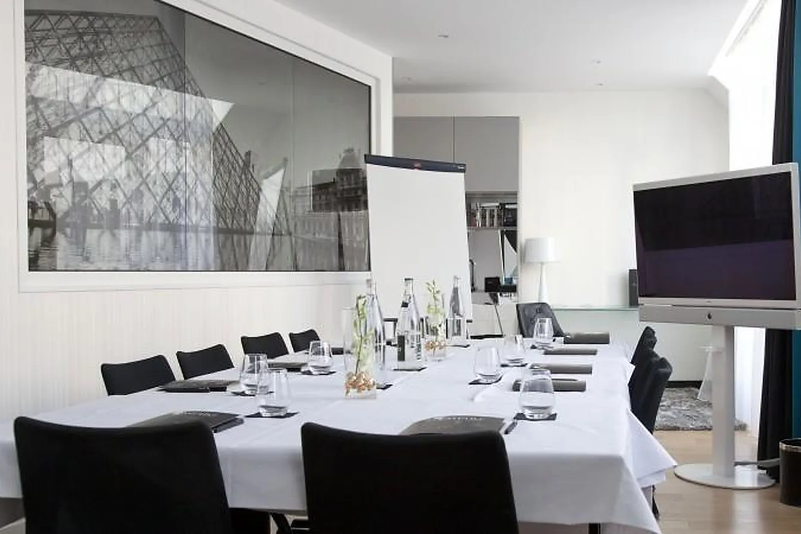 Lieux événementiels, LL&RSQUO;EMPIRE PARIS