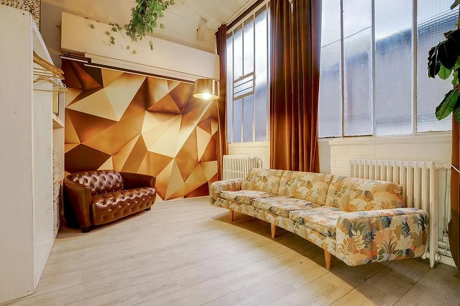 Lieux événementiels, LL&RSQUO;ENDROIT