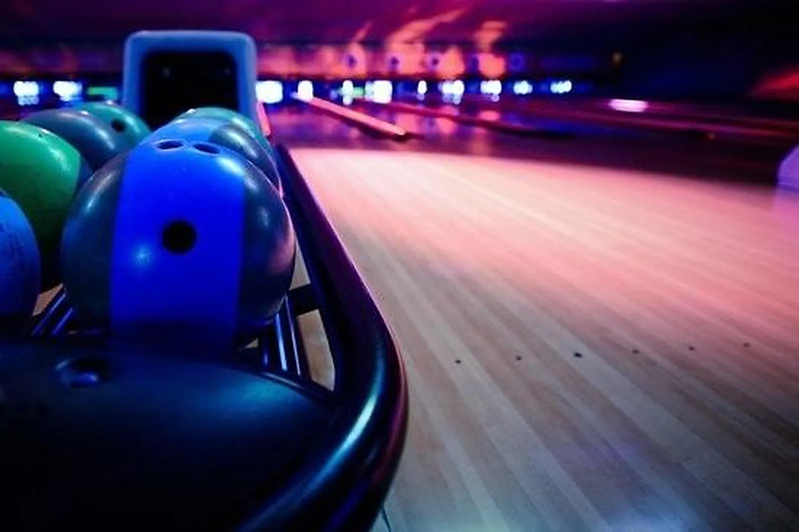 Lieux événementiels, LL&RSQUO;ENJOY BOWLING