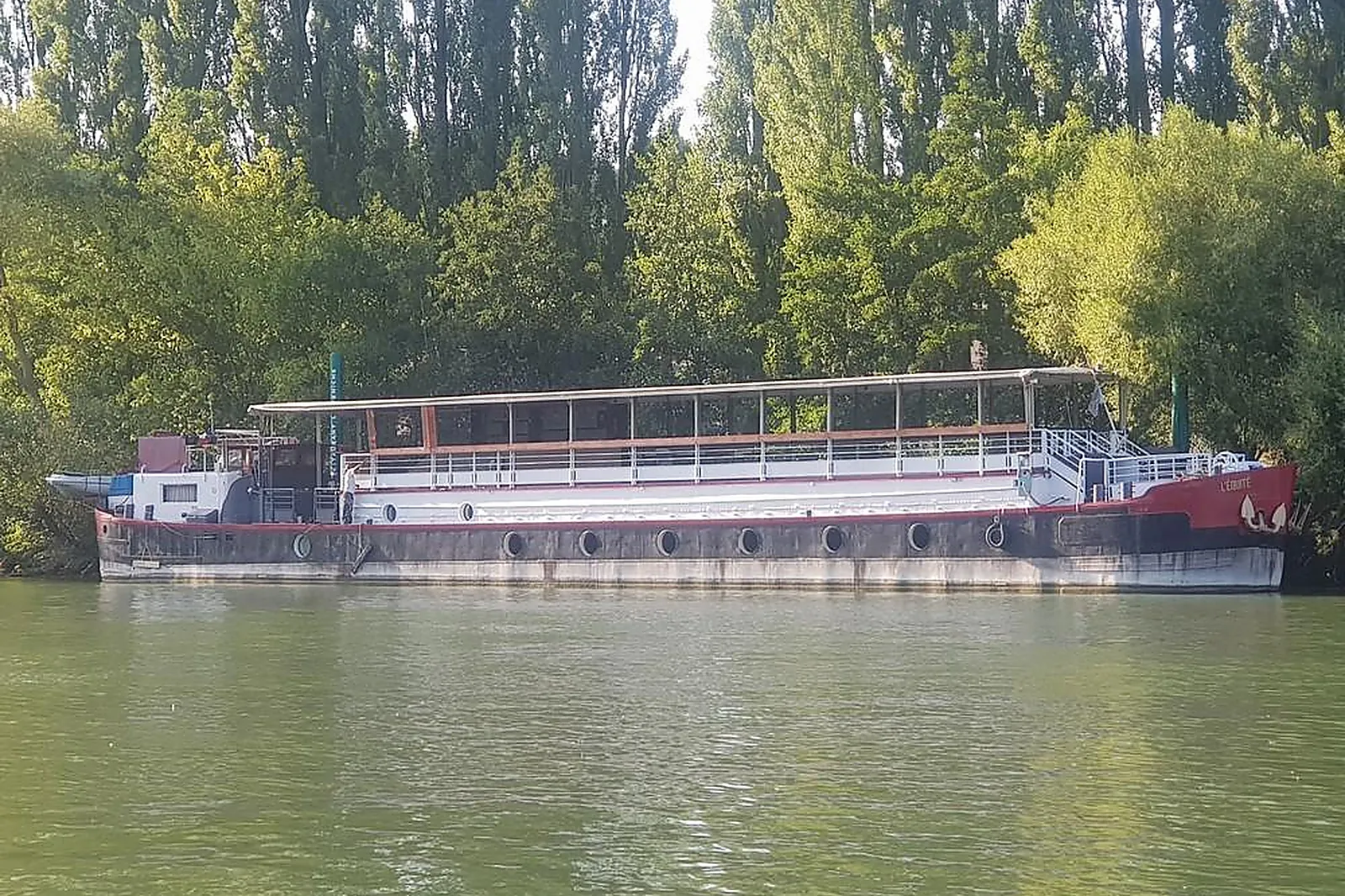 Lieux événementiels, LL&RSQUO;EQUITE