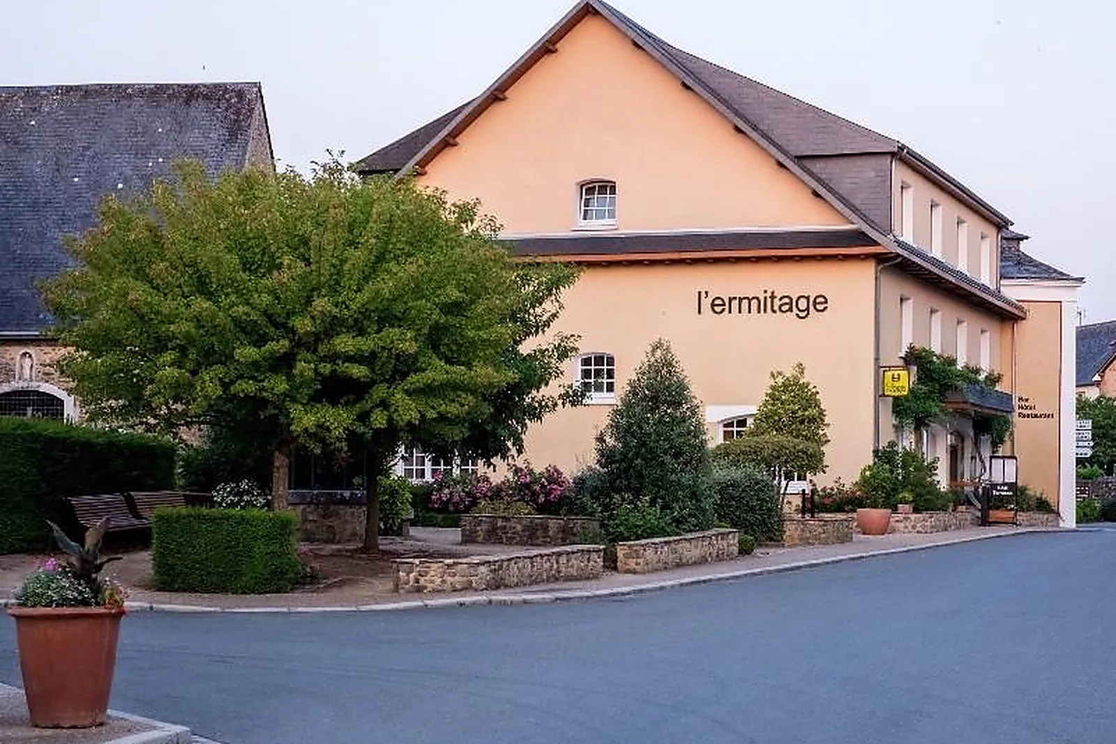 Lieux événementiels, LL&RSQUO;ERMITAGE