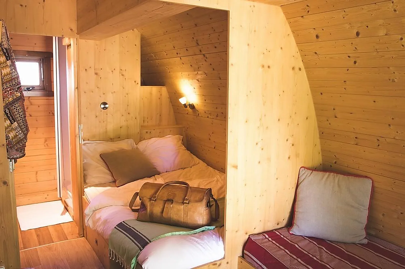 Lieux événementiels, LL&RSQUO;ESCALE DES CHÂTEAUX DE LA LOIRE