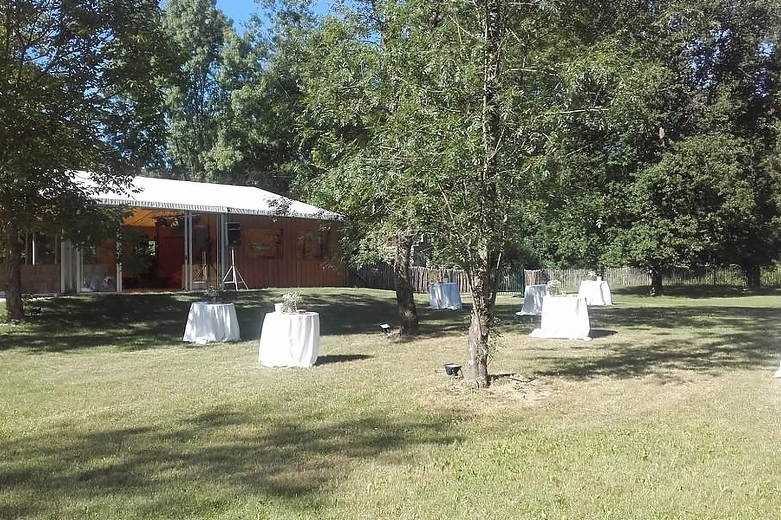 Lieux événementiels, LL&RSQUO;ESCALE DES CHÂTEAUX DE LA LOIRE