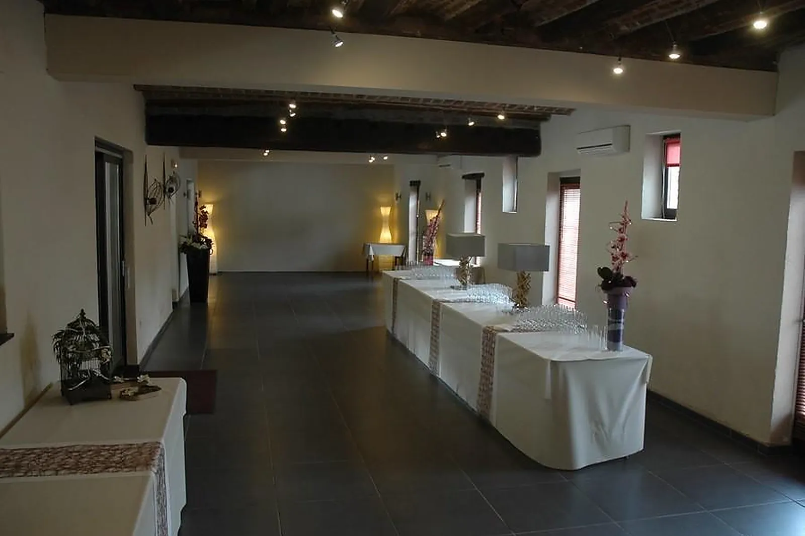 Lieux événementiels, LL&RSQUO;ESCARPOLETTE