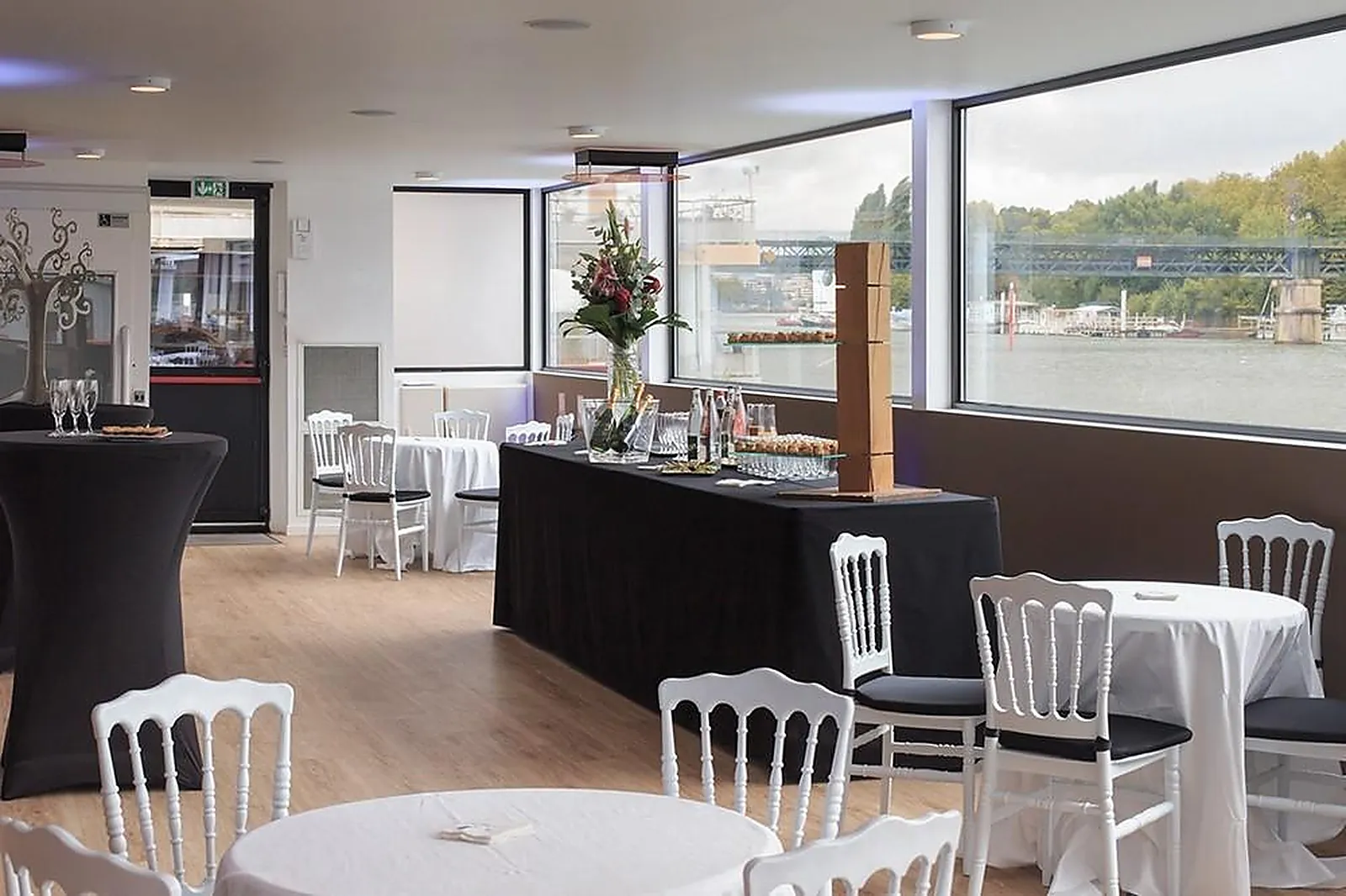 Lieux événementiels, LL&RSQUO;ESPACE CARNOT