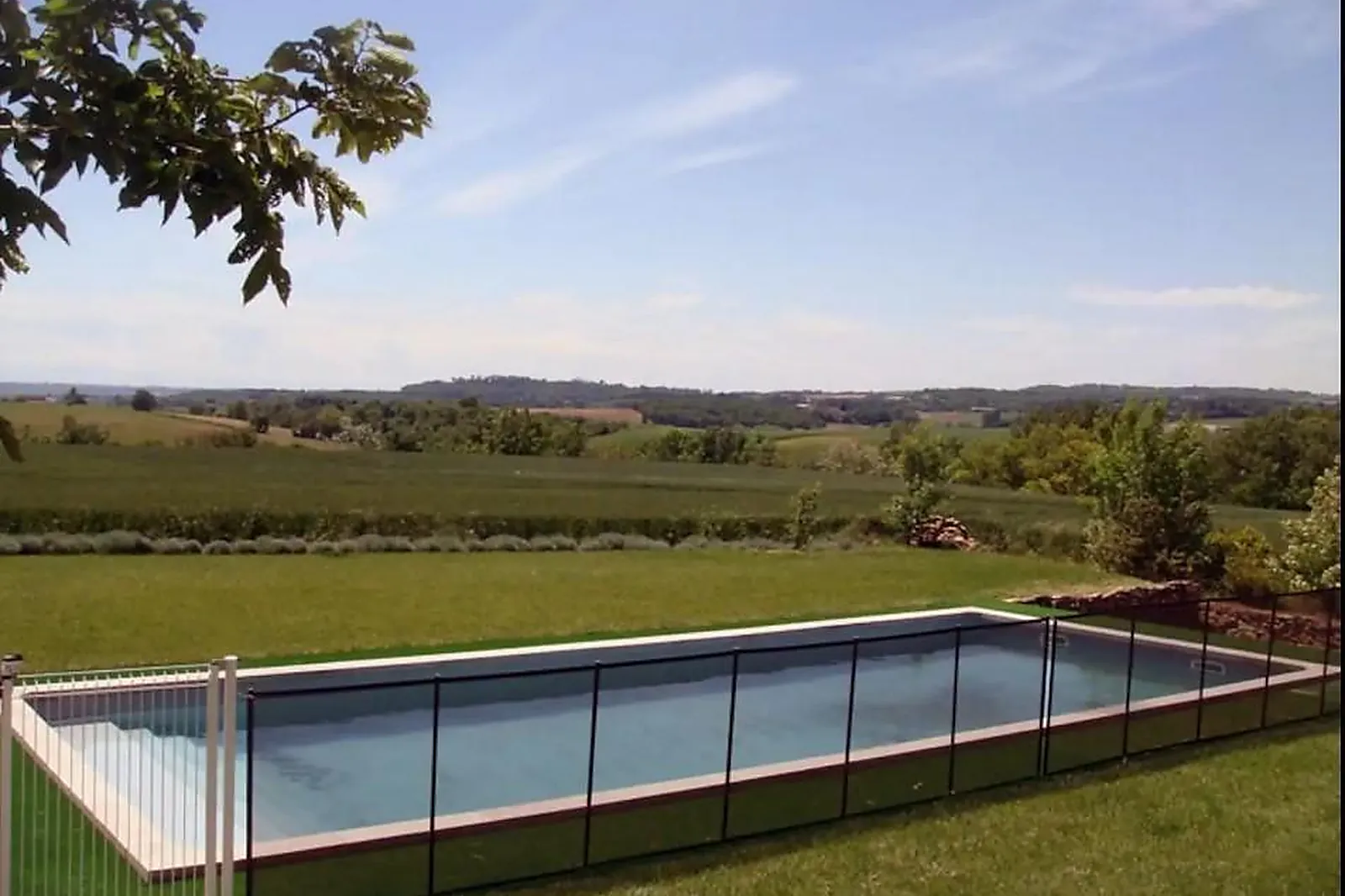 Lieux événementiels, LL&RSQUO;ESPEYRONNIS