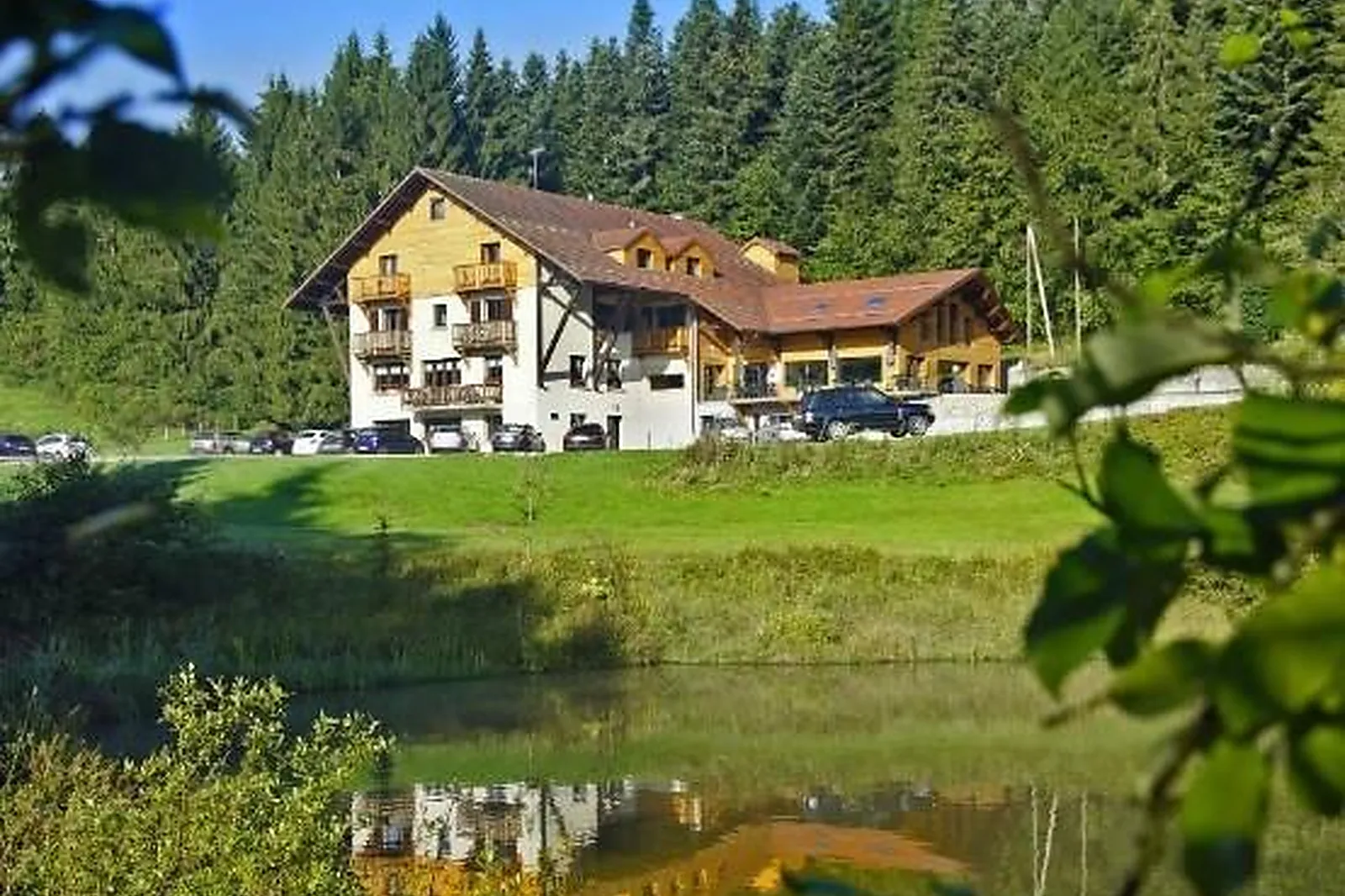 Lieux événementiels, LL&RSQUO;ETANG DU MOULIN