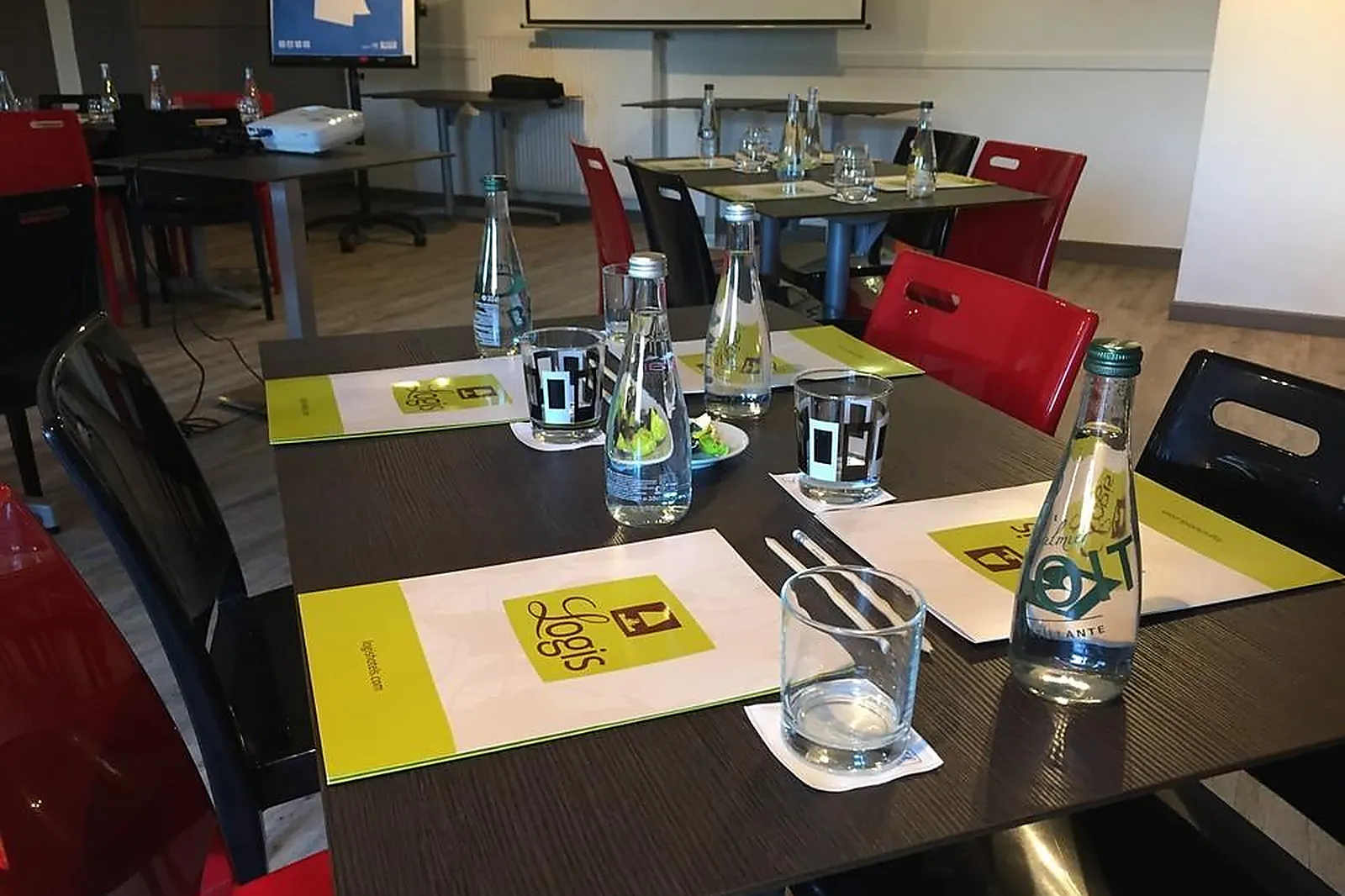 Lieux événementiels, LL&RSQUO;ETAPE