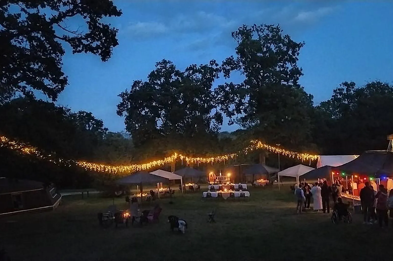 Lieux événementiels, LL&RSQUO;ETAPE EN FORÊT