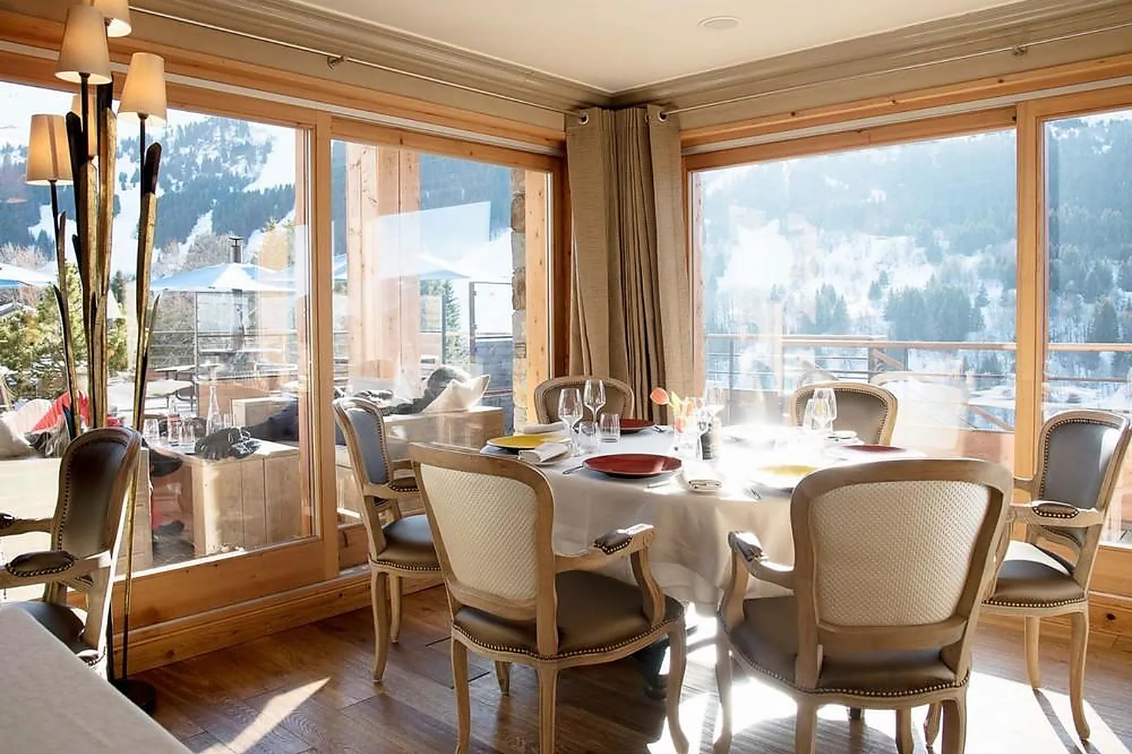 Lieux événementiels, LL&RSQUO;HÉLIOS HÔTEL ET SPA