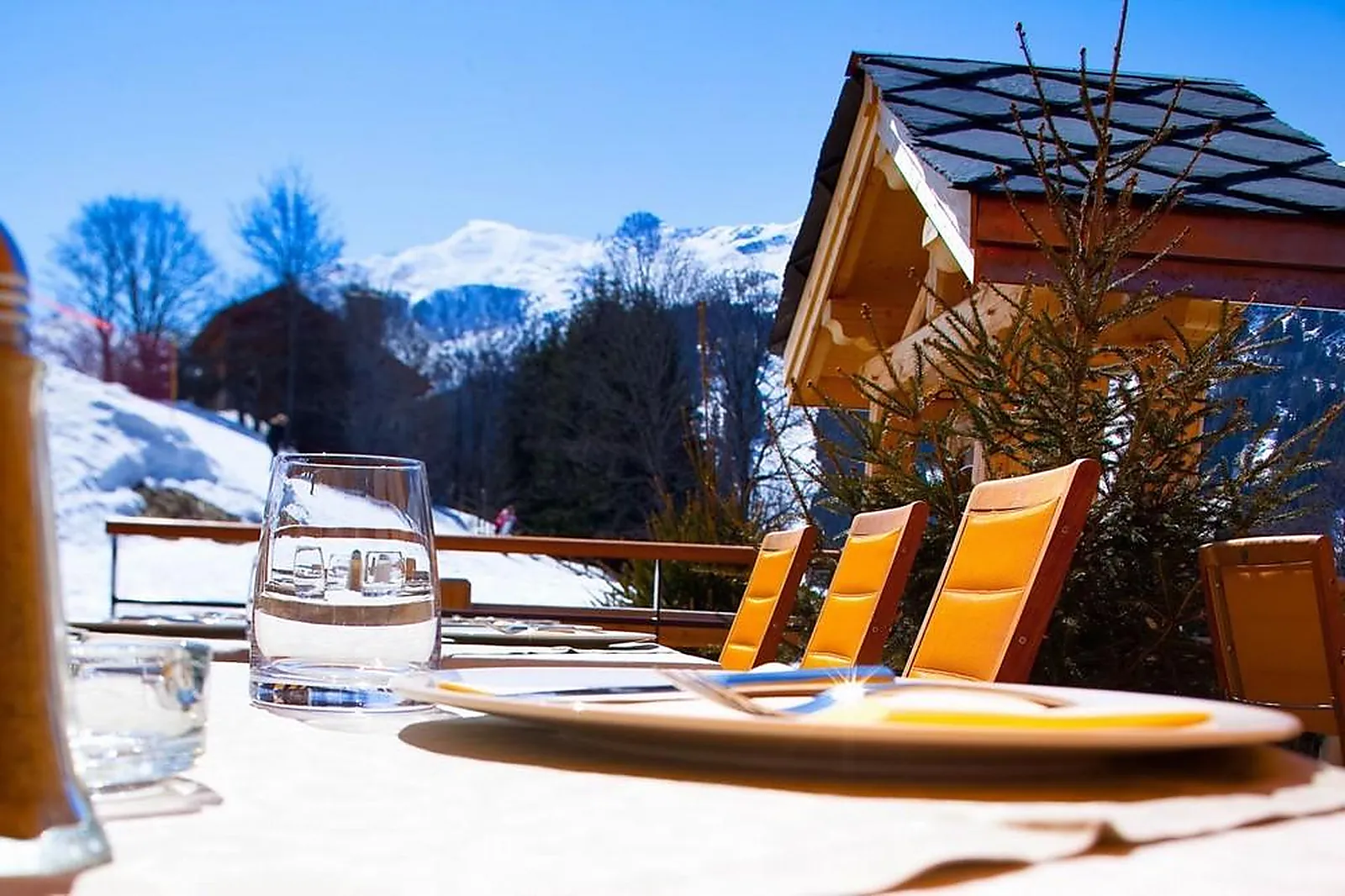 Lieux événementiels, LL&RSQUO;HÉLIOS HÔTEL ET SPA