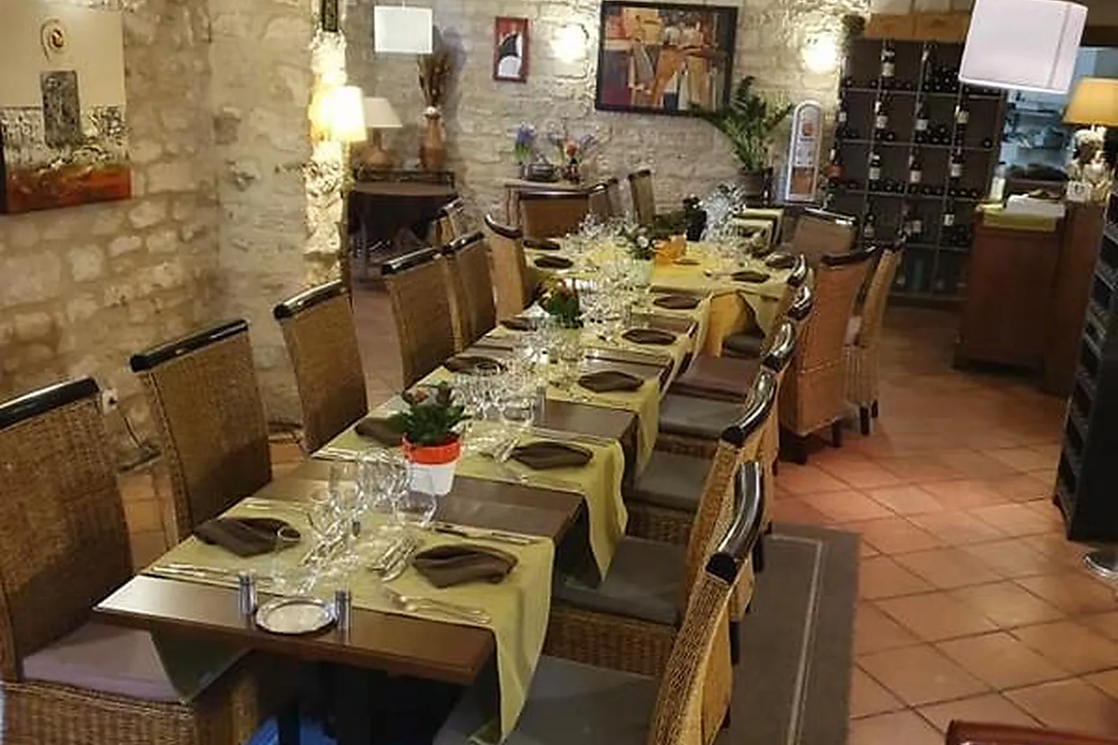 Lieux événementiels, LL&RSQUO;HOSTELLERIE DE LA RIVIÈRE