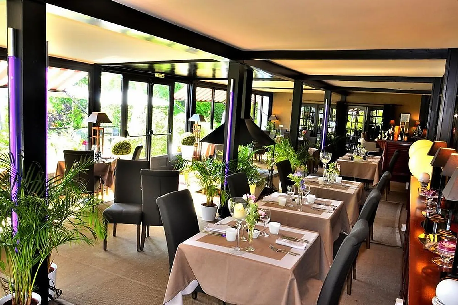 Lieux événementiels, LL&RSQUO;HOSTELLERIE DU COUNTRY CLUB