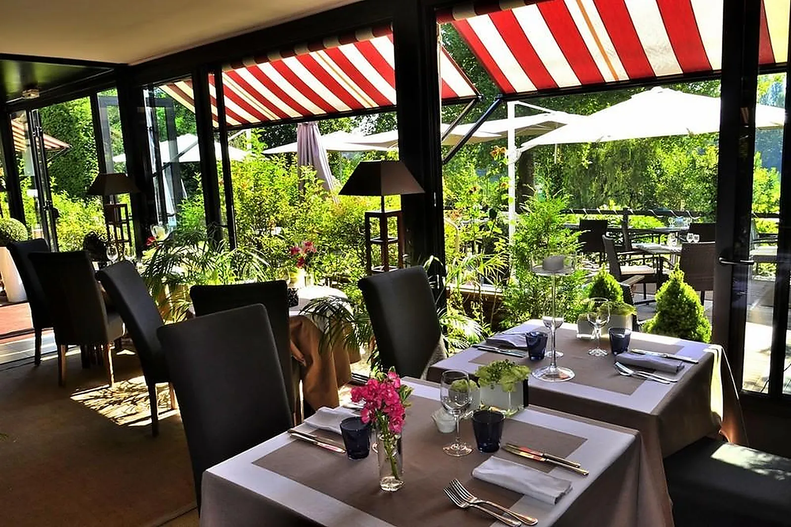 Lieux événementiels, LL&RSQUO;HOSTELLERIE DU COUNTRY CLUB