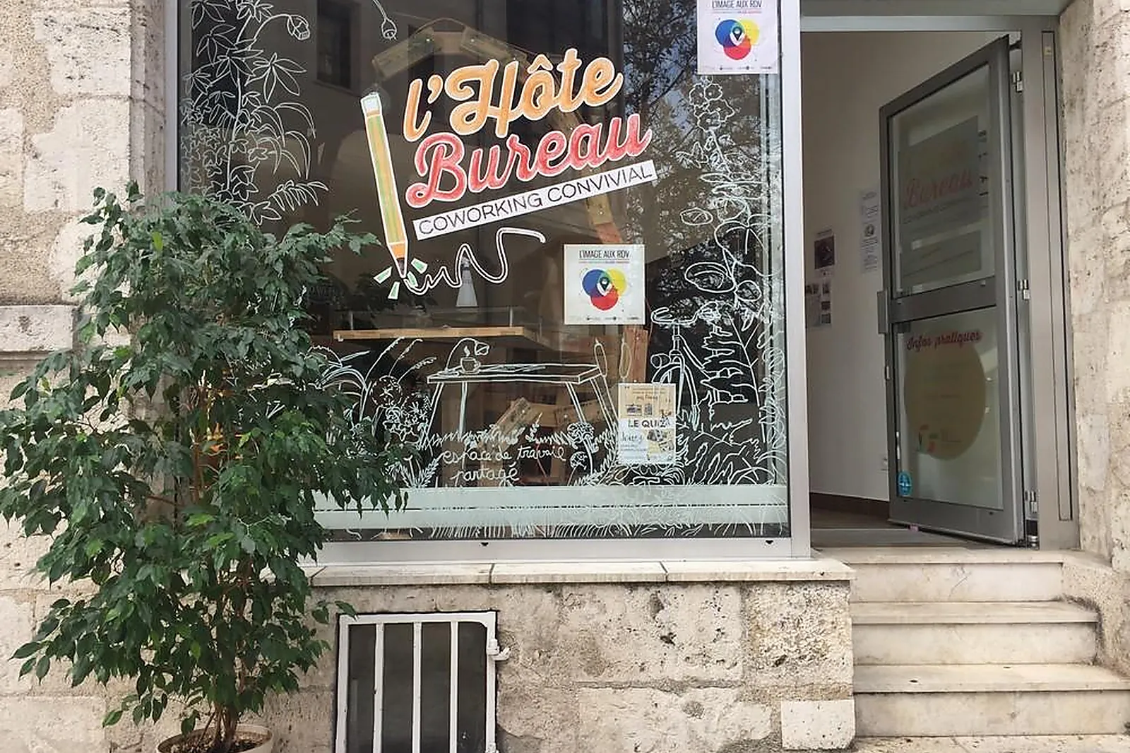 Lieux événementiels, LL&RSQUO;HÔTE BUREAU