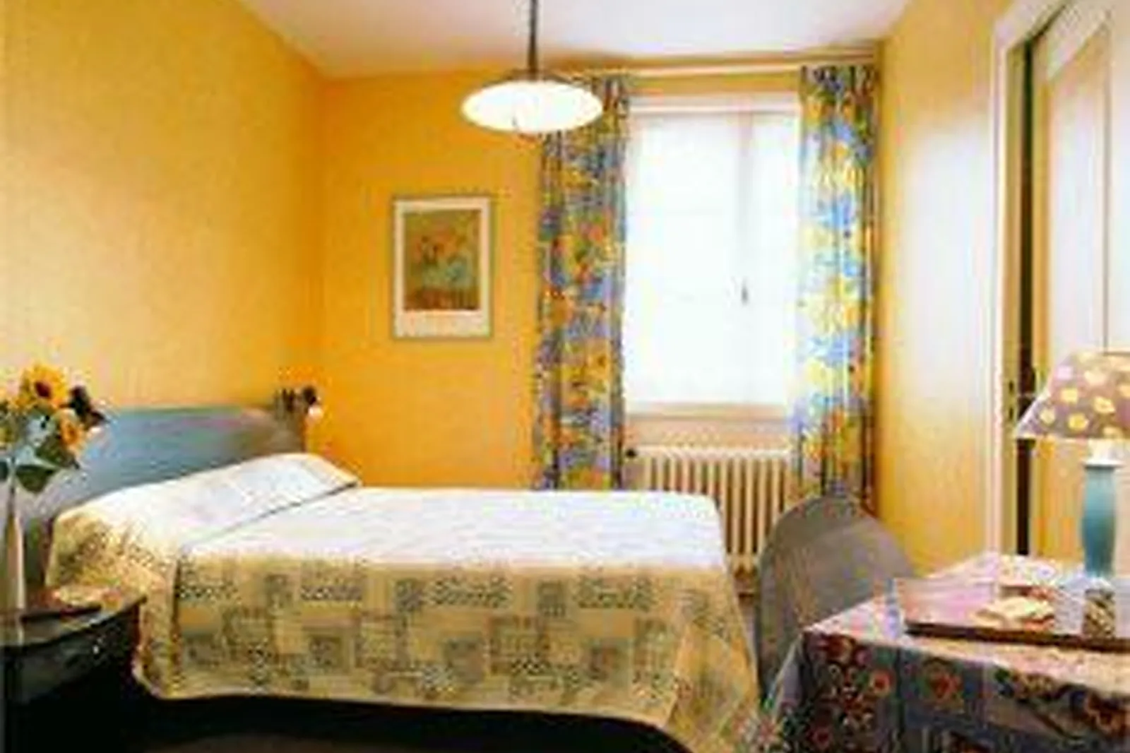 Lieux événementiels, LL&RSQUO;HÔTEL DE BRESSE