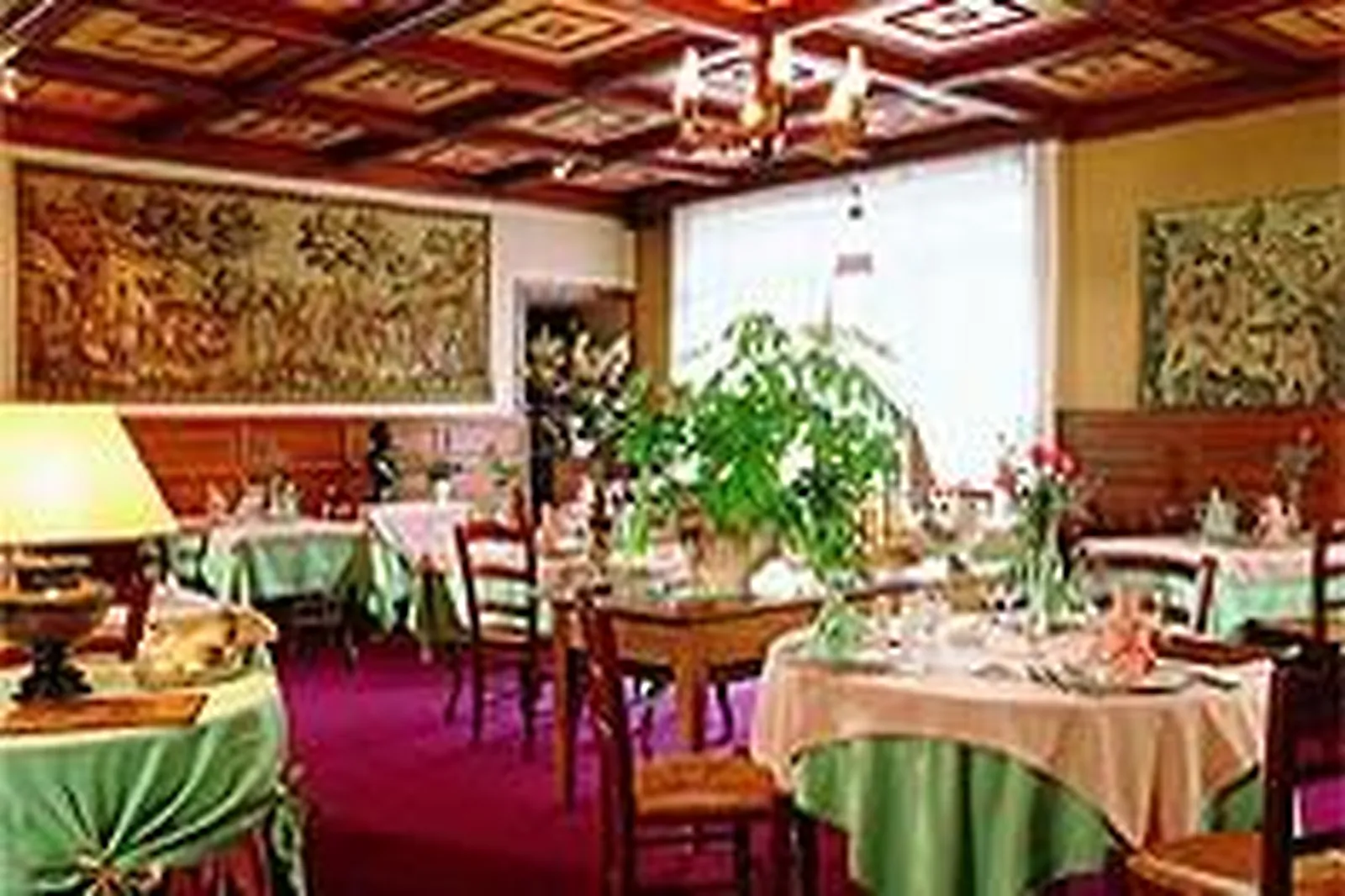 Lieux événementiels, LL&RSQUO;HÔTEL DE BRESSE